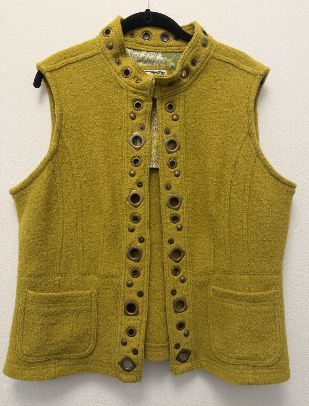 TRIA 100% Wool Mustard Grommet Vest Womens XL Boho Artsy Pocket Jacket